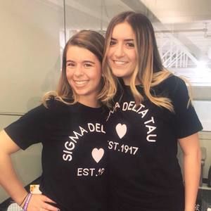 Meet your Posher, Emily